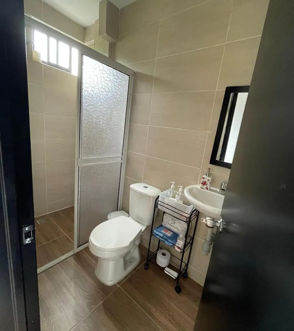 Apartment 3A And 3B Cali
